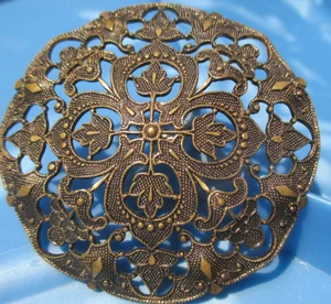 XL Antique Pierced Brass Button Raised Heraldic Motif Quatrefoil Victorian - Picture 1 of 18