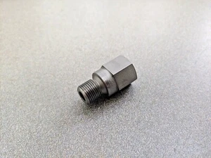 USED ORIGINAL PORSCHE 911 914-6 930 CAMSHAFT CARRIER OIL LINE BANJO ADAPTER - Picture 1 of 4