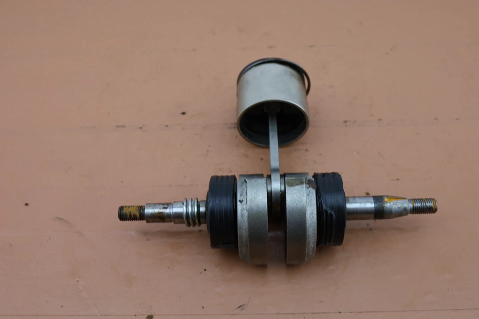 Poulan 2175 50th Anniversary Chainsaw OEM Crankshaft w/ Piston - Image 1 of 4