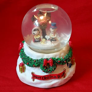 San Francisco Music Box Co Kurt S Adler Peanuts Caroling Snow Globe Waterball - Picture 1 of 12