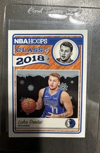 2018-19 Hoops Luka Doncic Clase de 2018 Rookie RC #3 Mavericks - Imagen 1 de 4