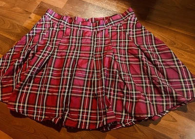 Falda plisada a cuadros tórrida talla 18 patinadora colegiala academia preppy media cremallera Foto 1 de 4