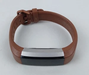 Fitbit Alta HR Fitness Activity Tracker con Cardiofrequenzimetro FB408 Polso Piccolo - Foto 1 di 3