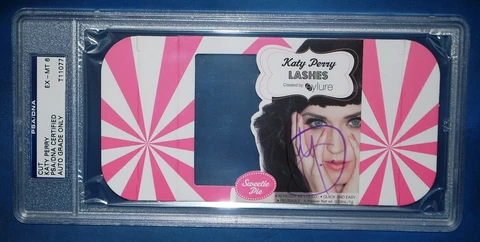 Katy Perry Signed AUTHENTIC AUTOGRAPH PSA/DNA Certified Katy Hudson Cover