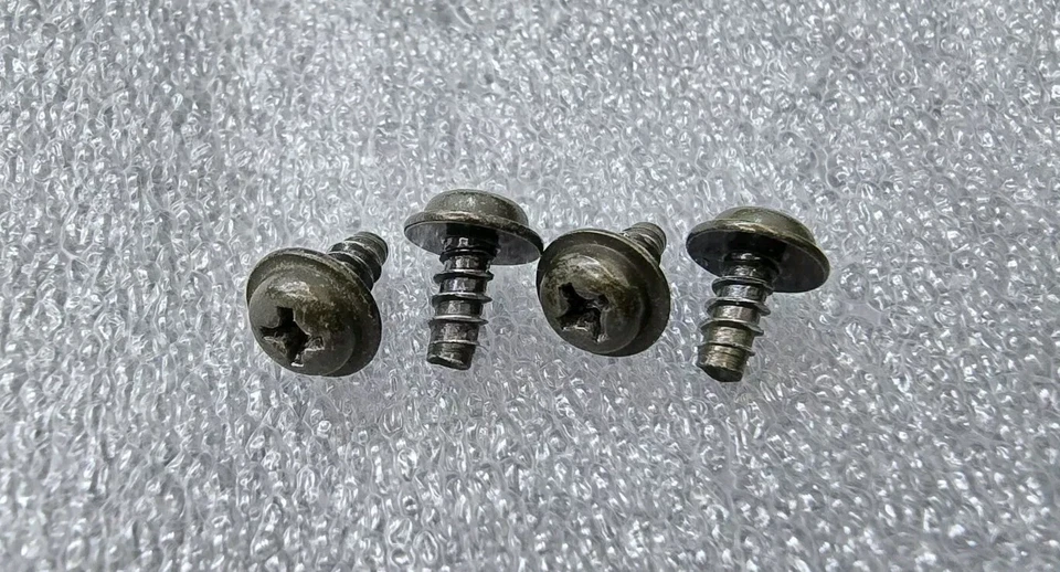 Nakamichi Dragon Cassette Deck. Set Of 4 Original Cover Screws (free shiping)  - Image 1 of 1