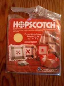 Hopstotch 15" x 15" 14 ct aida - Yellow/White - Picture 1 of 2