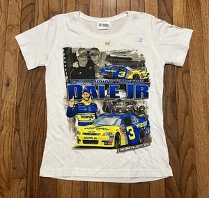 Camiseta de algodón Dale Earnhardt Jr. Family Honor Tradition NASCAR talla mediana NUEVA - Imagen 1 de 5