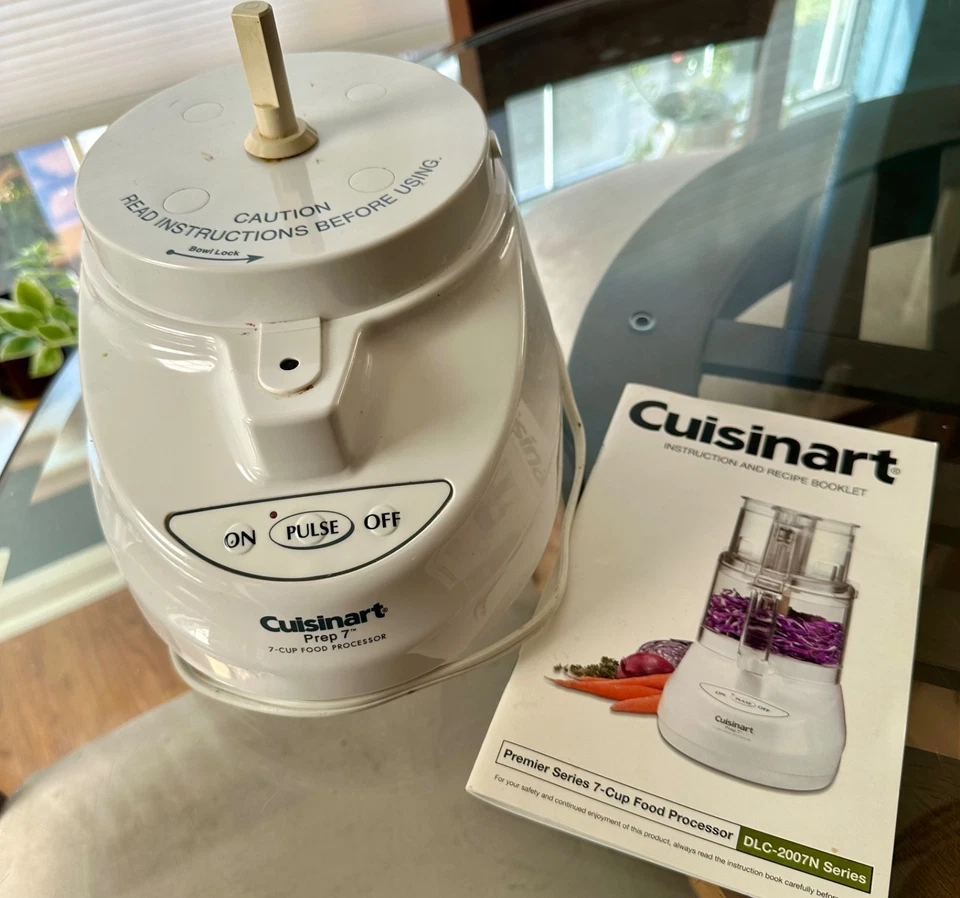 Cuisinart Prep 7 Cup DLC-2007N Food Processor  Motor Base WORKS and Manual - Image 1 of 1