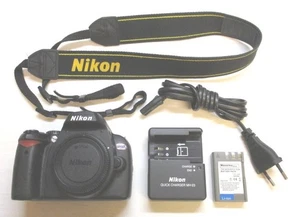 Macchina fotografica Nikon D40x - senza obiettivi - con accessori. Da testare - Picture 1 of 22