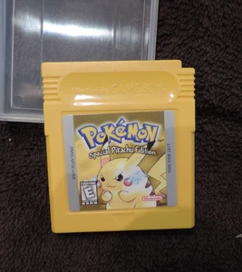 POKEMON YELLOW SPECIAL PIKACHU AUTHENTIC GAMEBOY GAME MINT BATTERY SAVES TESTED - Picture 1 of 3