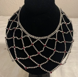 Vintage Rhinestone Wide Collar Necklace Red Accent 15.5” - Picture 1 of 13