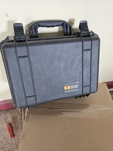 Genuine Pelican 1500 Black Case With Foam Wh1 - Picture 1 of 4