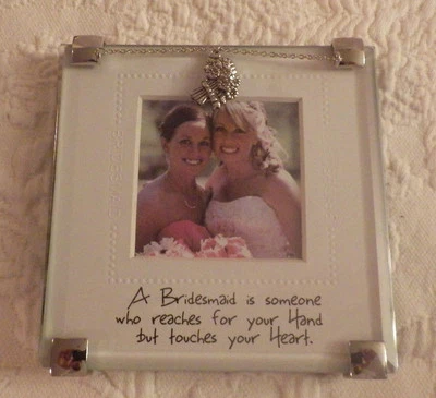 Marco de fotos Mudpie Bridesmaid sostiene 2" x 2" nuevo Foto 1 de 3