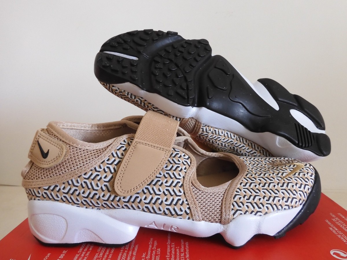 nike air rift 9.5