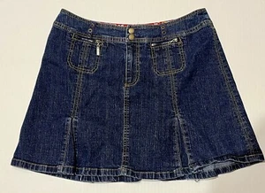 ✨Bandolino Denim Skirt, Women's, Regular Size 10, Pockets, A-Line, Knee Length✨ - Picture 1 of 12