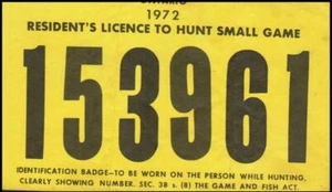 ONTARIO SMALL GAME HUNTING LICENCES 1972 & 1973 REF: QST244 HUN - Picture 1 of 2