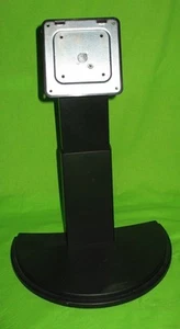 TFT Monitor Fuß  für 19'' - 24"  neigbar Pivot  höhenverstellbar drehbar  - Bild 1 von 4