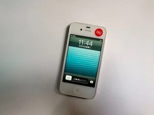 Grade A+ Apple iPhone 4s White/Black 8-16-32GB UNlocked(Any Carrier) - Afbeelding 1 van 10