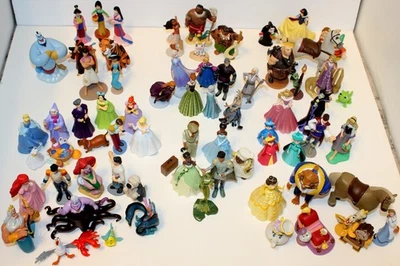 Lote enorme de figuras Disney adornos para pasteles Ariel Aladdin Frozen Belle Cenicienta Tiana Foto 1 de 4