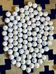 100 NEAR MINT golf balls. Assorted brands and models. See photo. - Picture 1 of 1