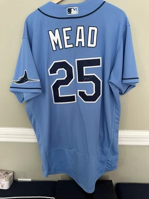 Camiseta emitida por el equipo Curtis Mead Tampa Bay Rays firmada automáticamente autografiada por los Medias Blancas Foto 1 de 3