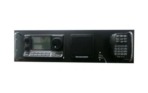 MONTAGGIO RACK 3U per ICOM IC-7100 con altoparlante, RJ45 e clip magnetica Mike - Foto 1 di 11