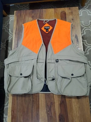 Gander Mountain Hunting Guide Series Vest Men's L Oversized Mint Condition - Image 1 of 4