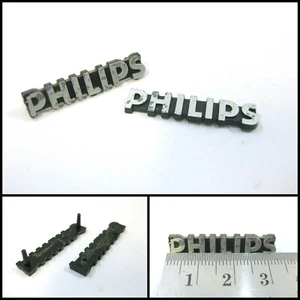 Genuine PHILIPS 2-Pin Audio Equipment Badge Logo Emblem (31mm) - D - Picture 1 of 1