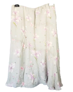 JONES NEW YORK Plus Size 22W Gray Floral Embellished Silk Skirt NWT $109 - Picture 1 of 3
