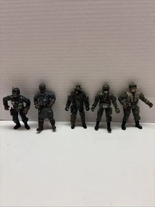 Chap Mei Armee Militär Konvolut 5 Action Figuren Soldaten Männer Camouflage Vintage - Bild 1 von 6