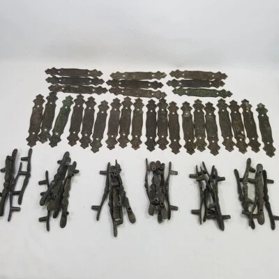 De colección National 3587 Estilo Inglés Gabinete Cajón 29 Tiradores 28 Placas Traseras 1971  Foto 1 de 4