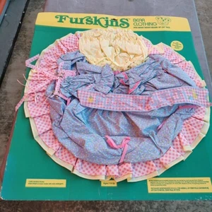 Vintage 1986 Wendy's Furskins Bears Clothes Possum Queen Fits 19"-24" NOS - Picture 1 of 6