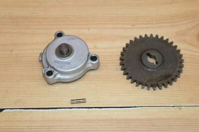 Suzuki DR250 DR GN 250 GN250 1985 OEM bomba de aceite engranaje impulsor 16400-38200 Foto 1 de 4