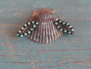 Vintage Southwestern Petit Point Snake Eye Turquoise Clip Earrings - Picture 1 of 3