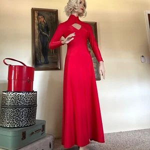 Vintage 1970s Red Holiday Dress Slinky Jersey Halter Neck Key Hole Cut-out S/M - Picture 1 of 11