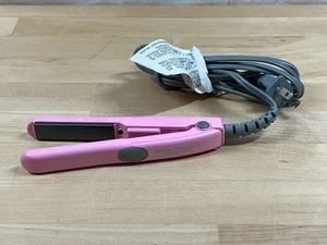 BABYLISS PRO NANO TITANIUM PINK MINI PIASTRA PER CAPELLI PIATTA 0,5" DA VIAGGIO TAGLIA - Foto 1 di 10