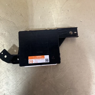 Модуль контроля температуры усилителя кондиционера Toyota Sienna 2015-2016 годов выпуска от оригинального производителя 88650-08200 - Изображение 1 из 3