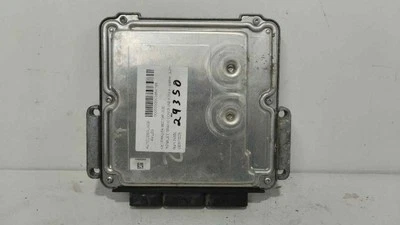 8200666516 Centralina Motore per RENAULT TRAFIC II COMBI 2008 3864186 - Immagine 1 di 4