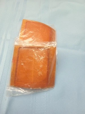 94-98 K1500雪佛兰郊区 GMC 左右发球杆下侧标记灯  — 第 1/4 张图片