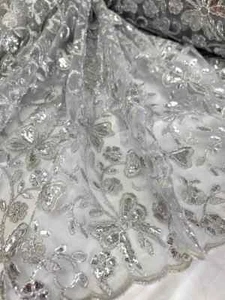 "Silber Pailletten und Schmetterling bestickt Spitze Stoff - Meterware - Bild 1 von 12