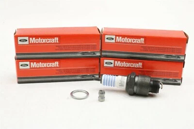 NEW Motorcraft Spark Plugs Set of 4 SP-476 Chevy GMC Dodge IH Pontiac 1933-1980 - Изображение 1 из 4