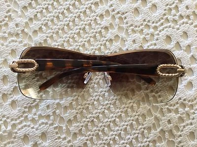 JOLIES LUNETTES DE SOLEIL FORME MASQUE, VERRES TEINTÉS - Photo 1/2