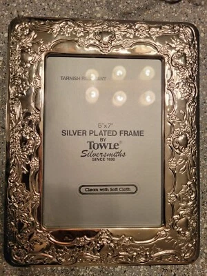 Toalla estilo Art Deco vintage enchapada en plata marco de fotos 5x7 con almacenamiento de fotos   Foto 1 de 4