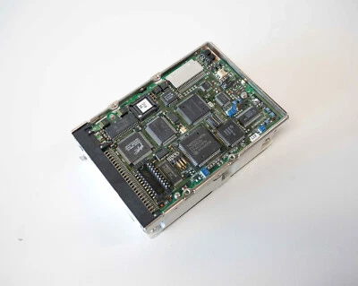 Hard Drive Fujitsu M2694ESA 1.08GB 5400U/Min SCSI 50-PIN 128KB Cache 3.5 " Inch - Image 1 of 3