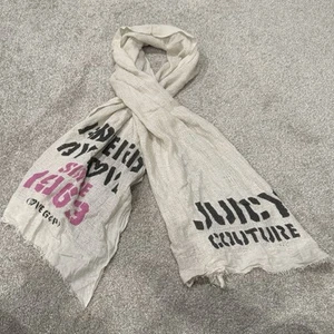 Bufanda Juicy Couture Logo Ligera Powered By Love Marfil Rosa Negro - Imagen 1 de 5