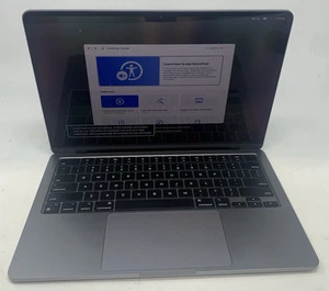 Apple MacBook Air 13" A2681 2022 M2 3.49GHz 256GB SSD 8GB LPDDR5 Slv C/SEE PHOTO - Afbeelding 1 van 9