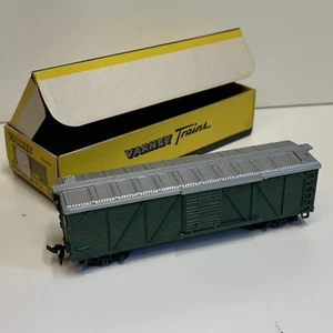 Varney Trains HO Scale Assembled Boxcar 2465 Green Box Car M &St. L 4381 Boxed - Picture 1 of 9
