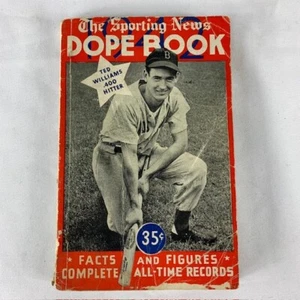 The Sporting News Dope Book 1942 Feat. Datos y figuras de Ted Williams Records - Imagen 1 de 5