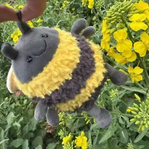 Jellycat Albee Bee Spring Plush Stuffed plush Toy Doll NEW 18CM - Picture 1 of 4