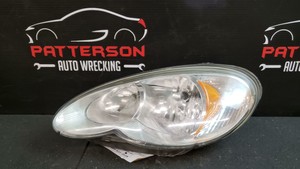 2009 CHRYSLER PT CRUISER Driver LH Halogen Head Light Lamp Assembly